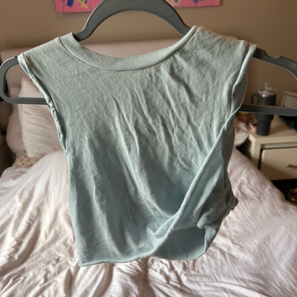 Urban outfitters crop top workout